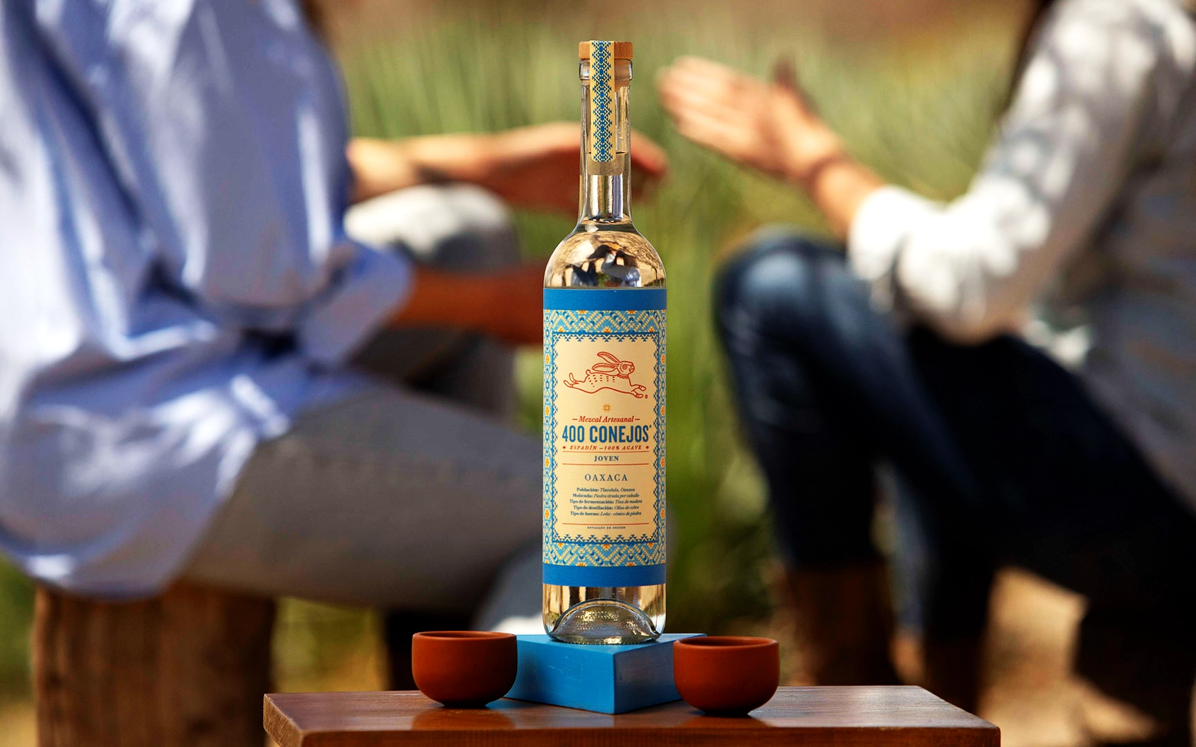 Cómo se toma el mezcal: La guía definitiva para disfrutarlo.
